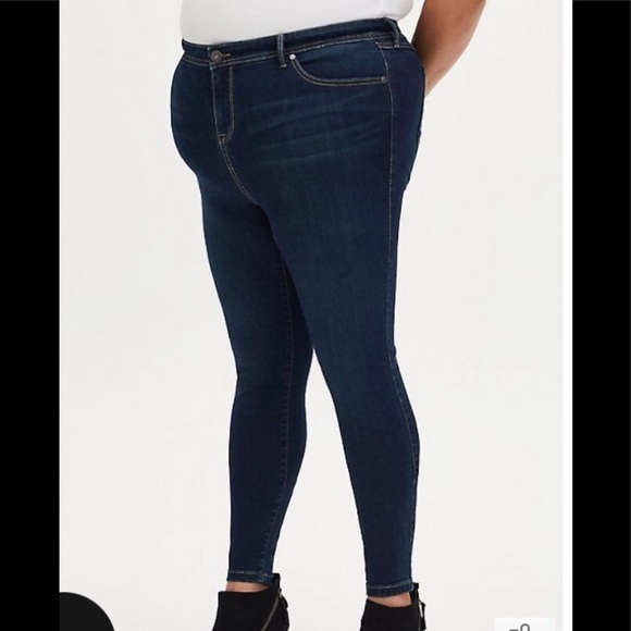 Torrid/ MIDFIT SKINNY SUPER SOFT MID-RISE JEAN / 14R - Picture 16 of 16